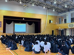 東京都立鷺宮高校の制服写真画像動画まとめ・レビュー口コミ評判・生徒の着こなし・夏服冬服詳細情報
