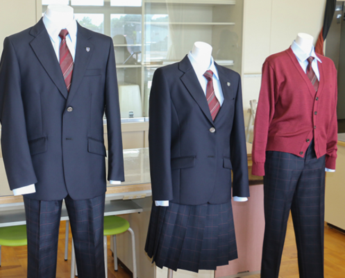 【北海道】滝川西高校、2024年度より制服リニューアル。セーラー廃止。詳細情報・評判は？新制服旧制服比較等