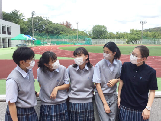 駒沢学園女子中学高校の制服写真画像動画まとめ・レビュー口コミ評判・生徒の着こなし・夏服冬服詳細情報