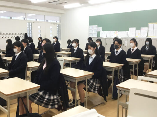 駒沢学園女子中学高校の制服写真画像動画まとめ・レビュー口コミ評判・生徒の着こなし・夏服冬服詳細情報