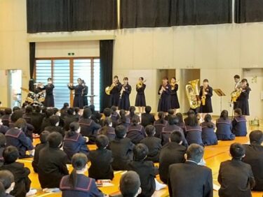 鹿児島市立甲東中学校の制服写真画像まとめ・レビュー口コミ評判・生徒の着こなし・夏服冬服詳細情報
