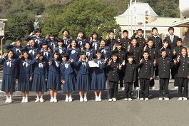 Riassunto video immagine fotografica dell'uniforme della scuola media Meiwa della città di Kagoshima, recensioni, passaparola, come indossano gli studenti, abiti estivi, informazioni dettagliate sugli abiti invernali