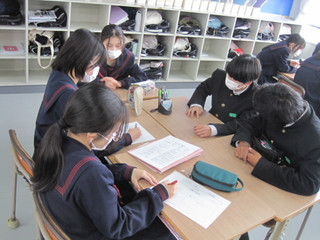 枕崎市立枕崎中学校の制服写真画像動画まとめ・レビュー口コミ評判・生徒の着こなし・夏服冬服詳細情報